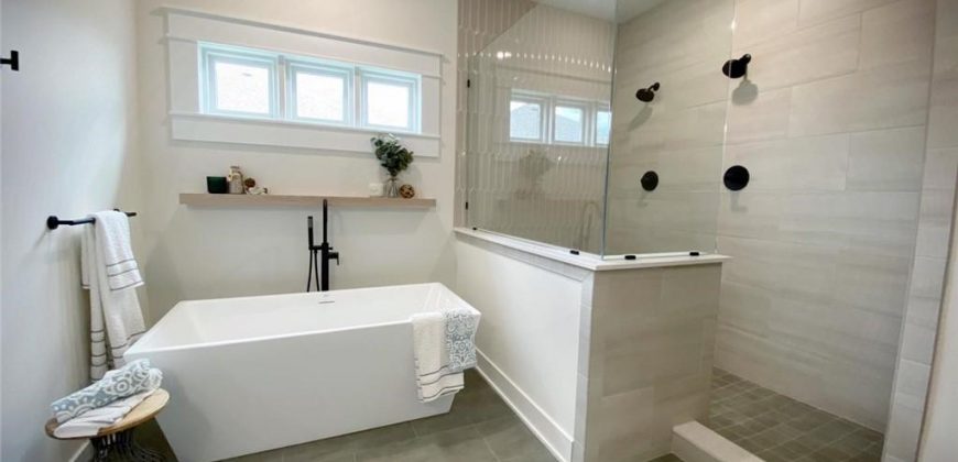 Homes for Sale in Parkville, MO 64152 | 5888 NW Black Oak Court