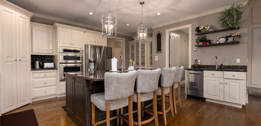 Homes for Sale in Liberty, MO 64068 | 2116  Winding Woods Drive