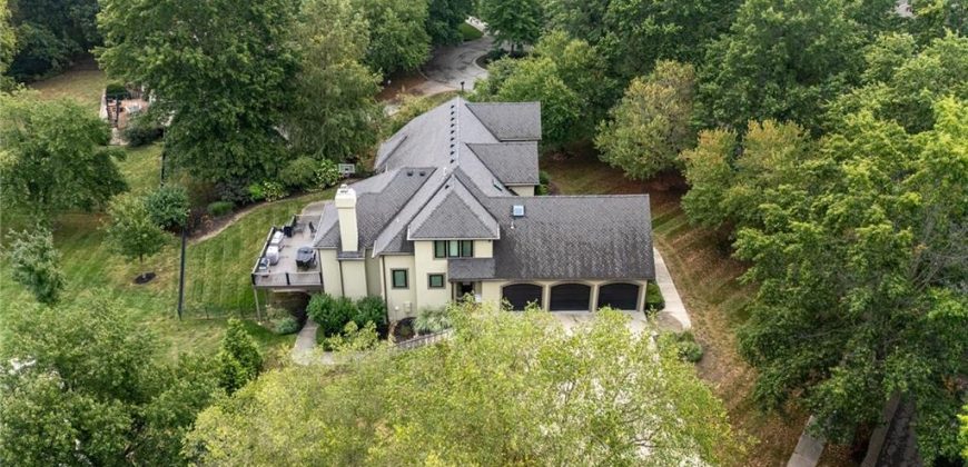 Homes for Sale in Liberty, MO 64068 | 2116  Winding Woods Drive