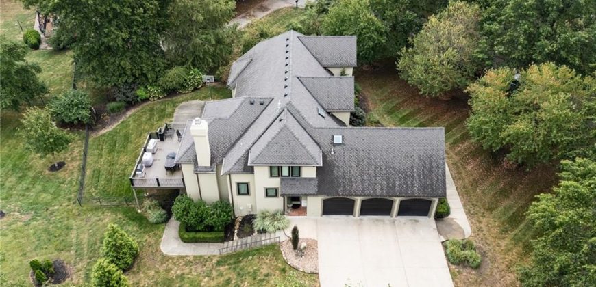 Homes for Sale in Liberty, MO 64068 | 2116  Winding Woods Drive