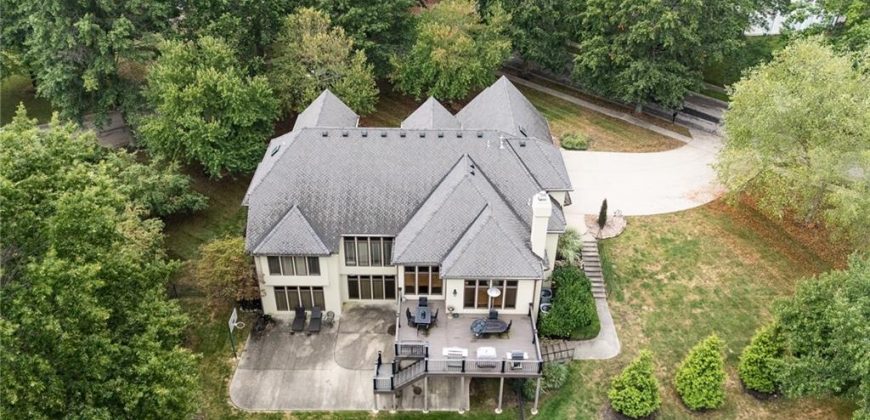 Homes for Sale in Liberty, MO 64068 | 2116  Winding Woods Drive