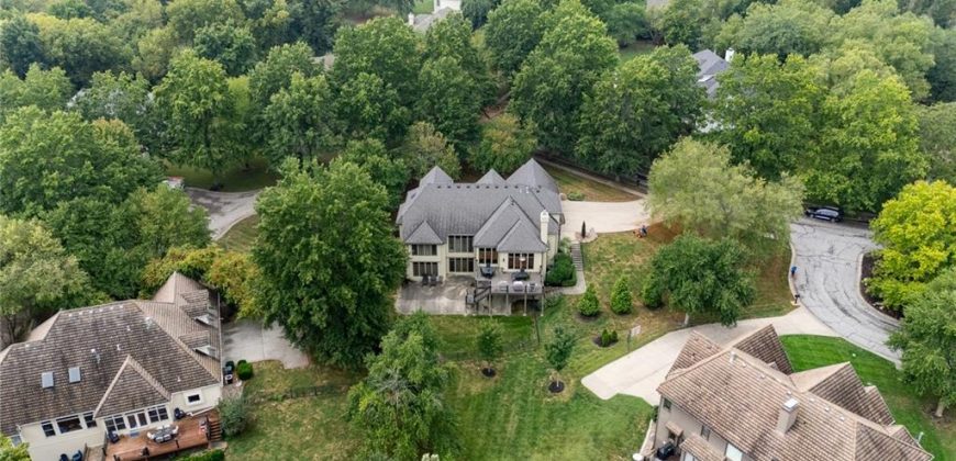 Homes for Sale in Liberty, MO 64068 | 2116  Winding Woods Drive