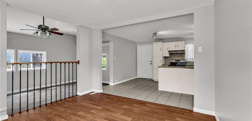 Homes for Sale in Gladstone, MO 64118 | 810 NE 62ND Street