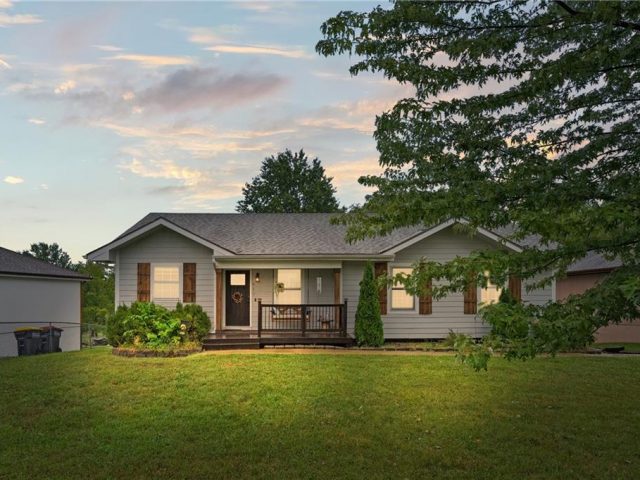 Homes for Sale in Excelsior Springs, MO 64024 | 617  Lodwick Lane