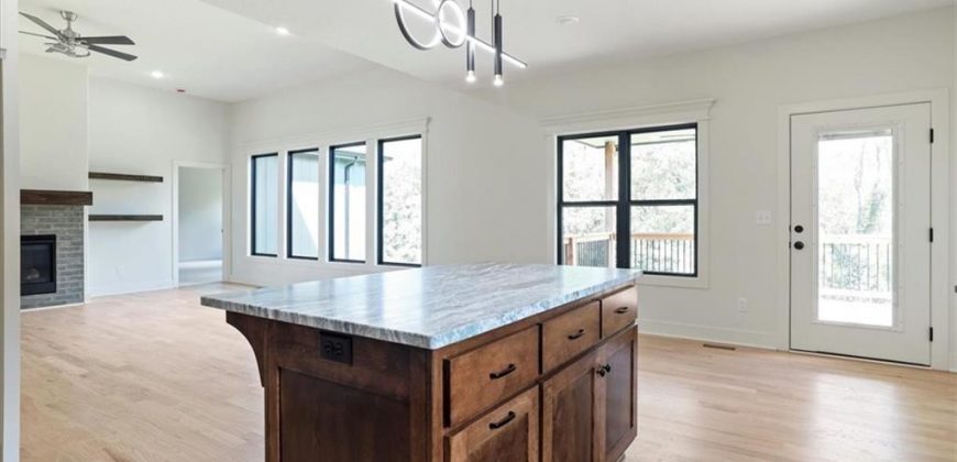 Homes for Sale in Smithville, MO 64089 | 604  Blackhawke Drive