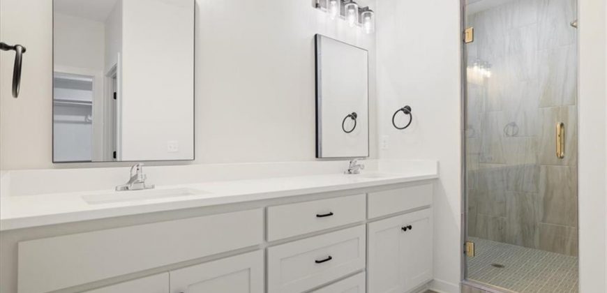 Homes for Sale in Smithville, MO 64089 | 604  Blackhawke Drive