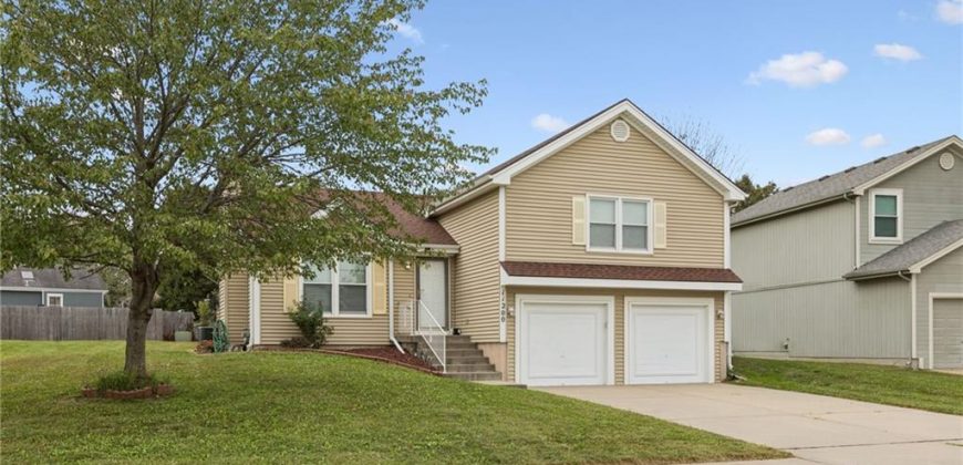 Homes for Sale in Kansas City, MO 64157 | 11200 N Booth Avenue