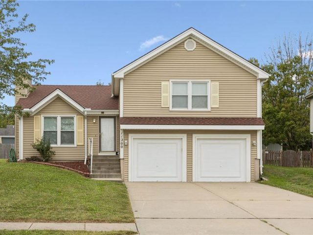 Homes for Sale in Kansas City, MO 64157 | 11200 N Booth Avenue