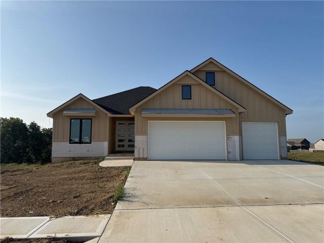 Homes for Sale in Kansas City, MO 64156 | 4605 NE 86TH Terrace