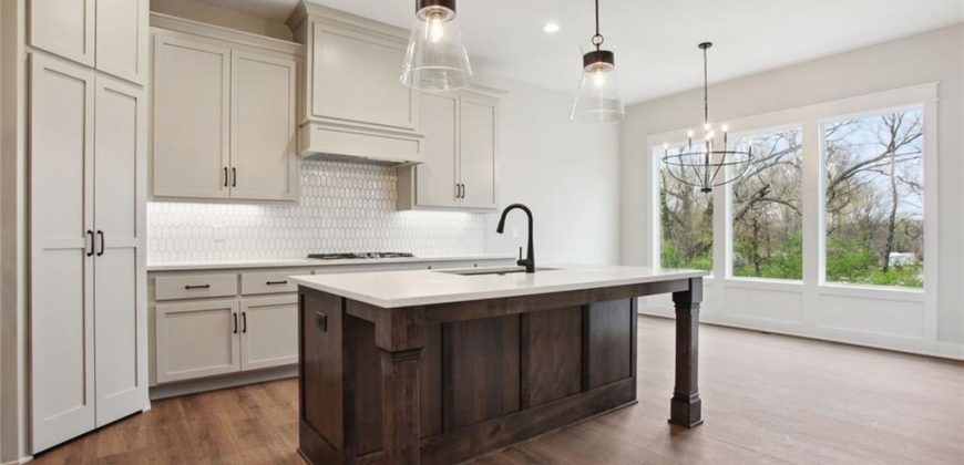 Homes for Sale in Riverside, MO 64150 | 4825 NW Martin Street