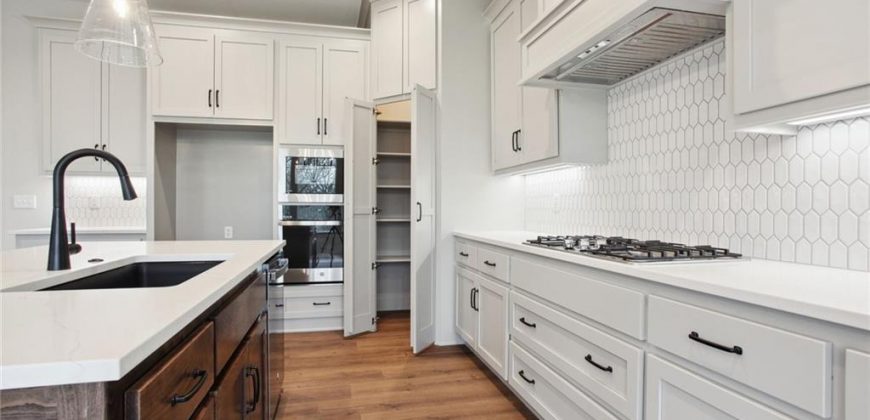 Homes for Sale in Riverside, MO 64150 | 4825 NW Martin Street