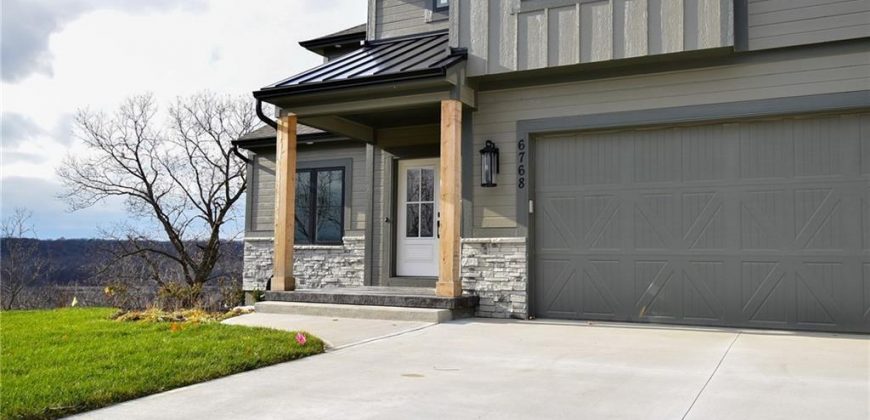 Homes for Sale in Parkville, MO 64152 | 13459  Terrace Park Drive