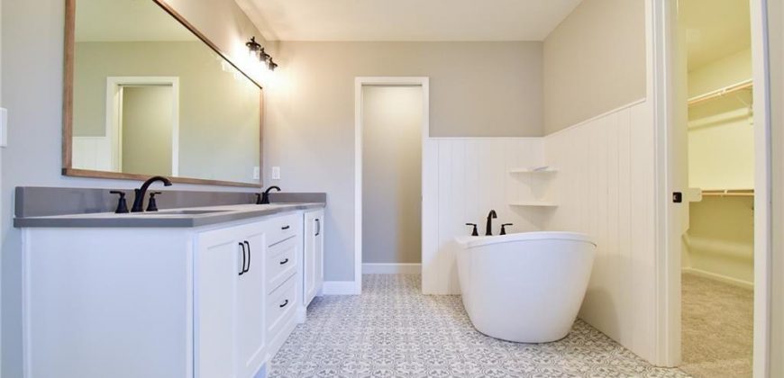 Homes for Sale in Parkville, MO 64152 | 13459  Terrace Park Drive