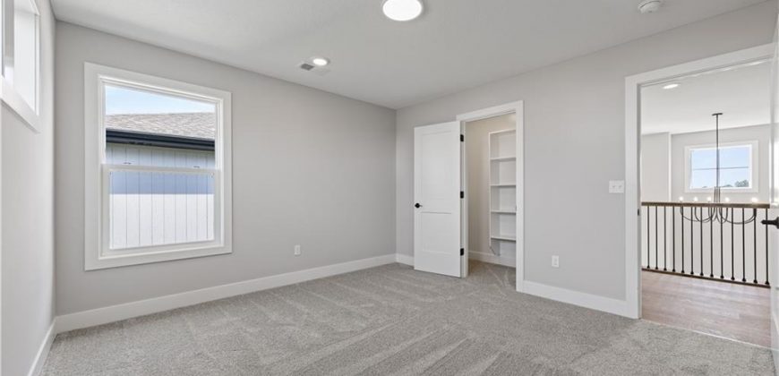 Homes for Sale in Parkville, MO 64152 | 13572  Prairie Creek Place