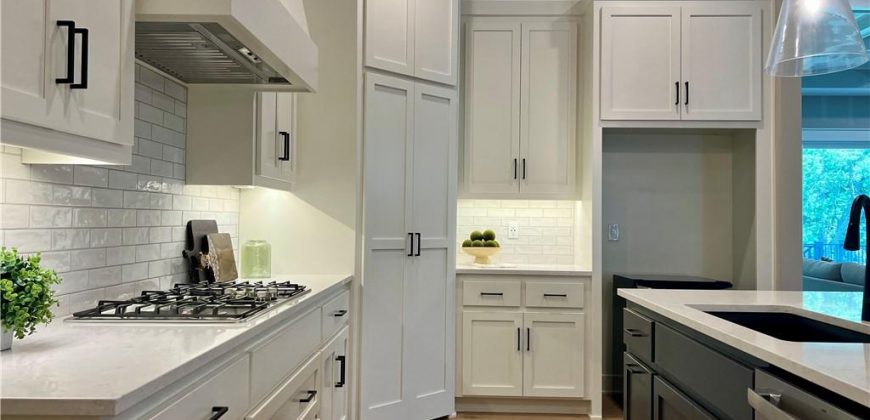 Homes for Sale in Riverside, MO 64150 | 4835 NW Martin Street