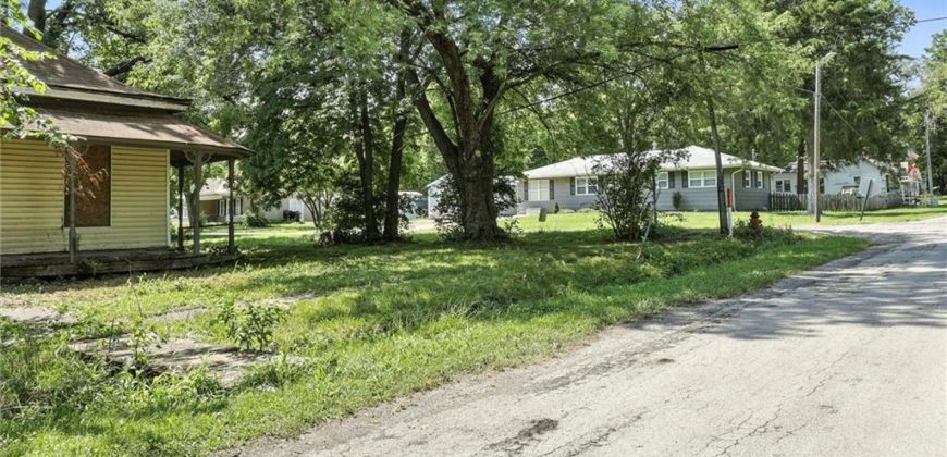 Homes for Sale in Holt, MO 64048 | 175 W 3rd Street