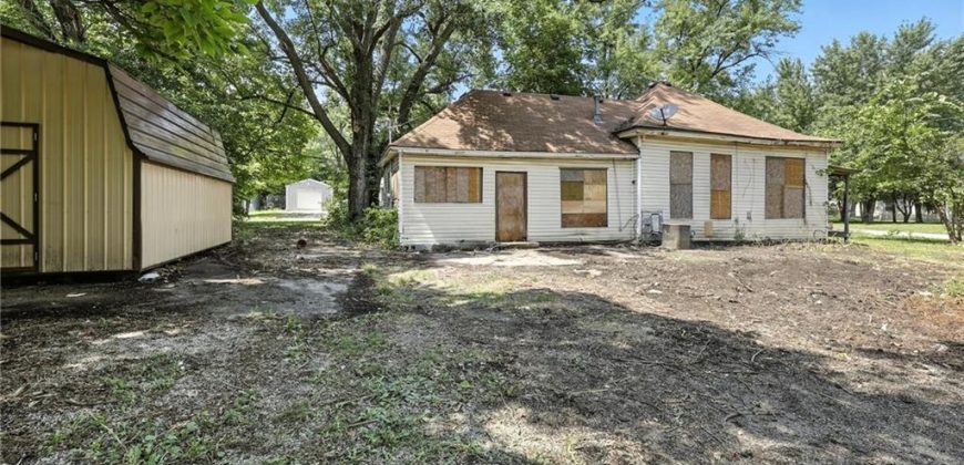 Homes for Sale in Holt, MO 64048 | 175 W 3rd Street