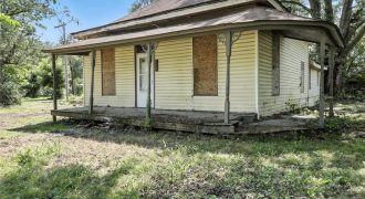 Homes for Sale in Holt, MO 64048 | 175 W 3rd Street