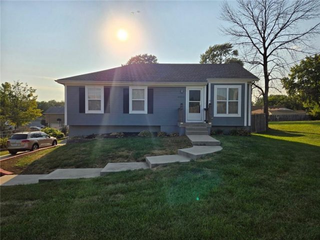 Homes for Sale in Kansas City, MO 64119 | 8202 NE Antioch Road