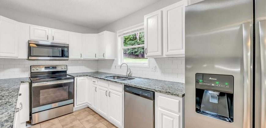 Homes for Sale in Kansas City, MO 64151 | 6456 NW 49th Street