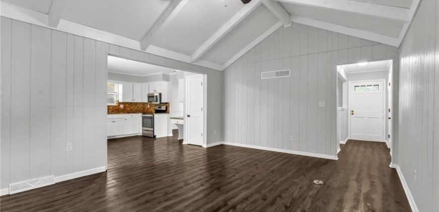 Homes for Sale in Kansas City, MO 64118 | 841 NW 69th Place