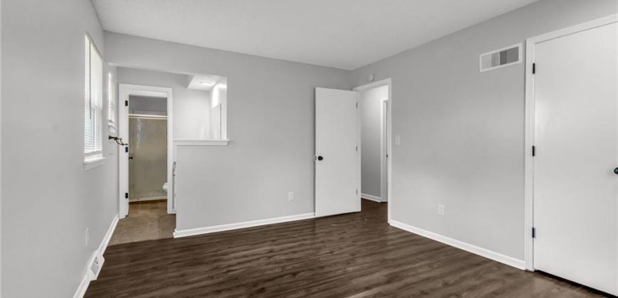 Homes for Sale in Kansas City, MO 64118 | 841 NW 69th Place