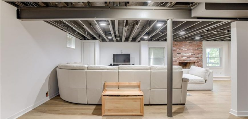 Homes for Sale in Kansas City, MO 64151 | 4606 NW 83rd Street