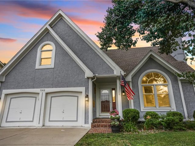 Homes for Sale in Kansas City, MO 64158 | 7312 N Manchester Avenue