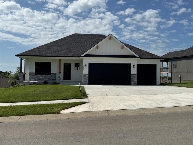 Homes for Sale in Platte City, MO 64079 | 12925 N Champanel Way