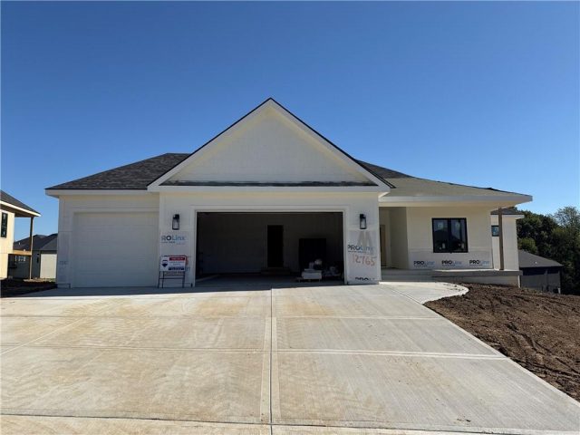 Homes for Sale in Platte City, MO 64079 | 12765 NW Larkspur Lane