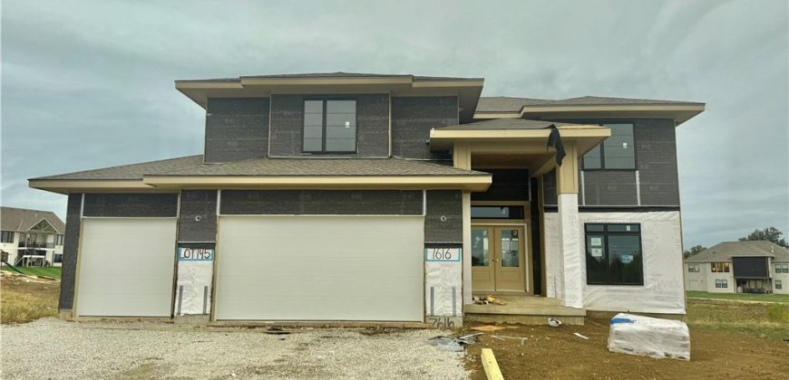 Homes for Sale in Kansas City, MO 64158 | 7616 N Booth Avenue