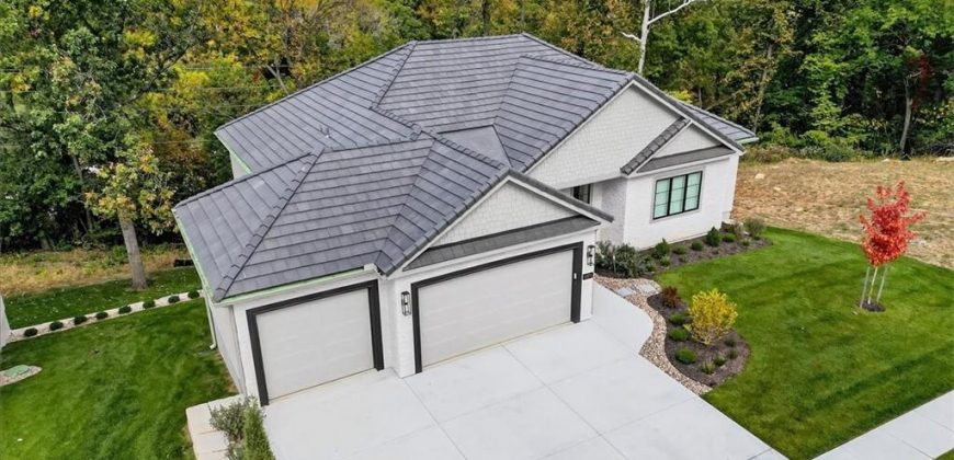 Homes for Sale in Parkville, MO 64152 | 8170  Westlake Drive