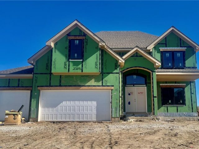 Homes for Sale in Kansas City, MO 64155 | 1024 NW 95 Terrace