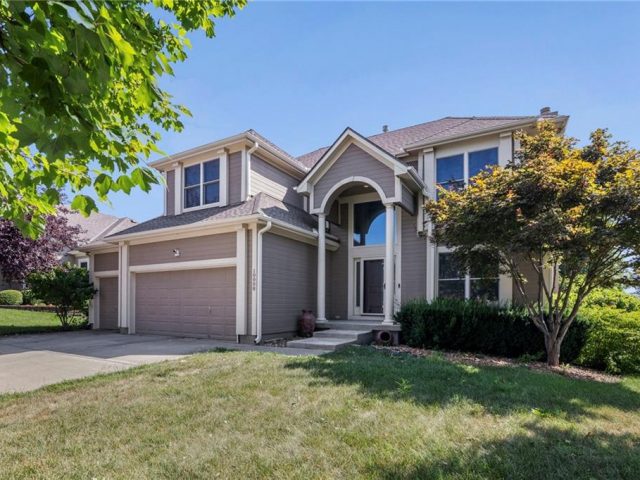 Homes for Sale in Kansas City, MO 64157 | 10008 N Marsh Avenue