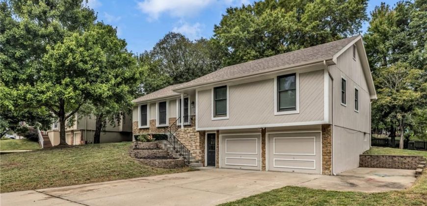 Homes for Sale in Gladstone, MO 64119 | 3712 NE 77th Street