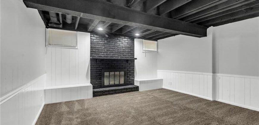 Homes for Sale in Gladstone, MO 64119 | 3712 NE 77th Street