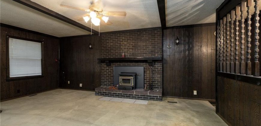 Homes for Sale in Kansas City, MO 64119 | 483 NE Meadowbrook Road