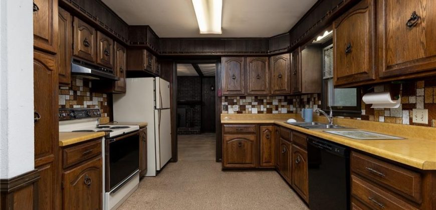 Homes for Sale in Kansas City, MO 64119 | 483 NE Meadowbrook Road