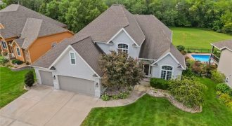 Homes for Sale in Smithville, MO 64089 | 607  Indian Trail Court