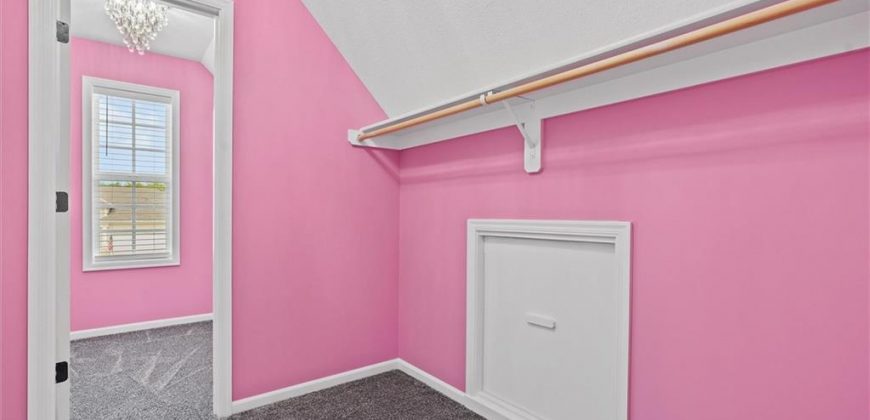 Homes for Sale in Smithville, MO 64089 | 607  Indian Trail Court