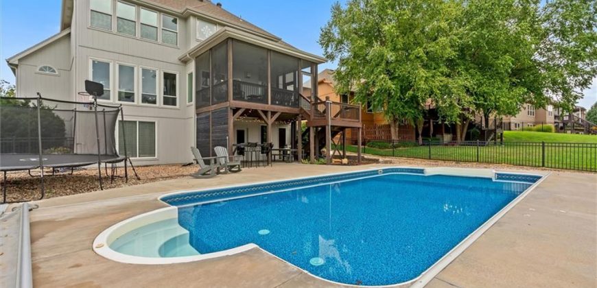 Homes for Sale in Smithville, MO 64089 | 607  Indian Trail Court