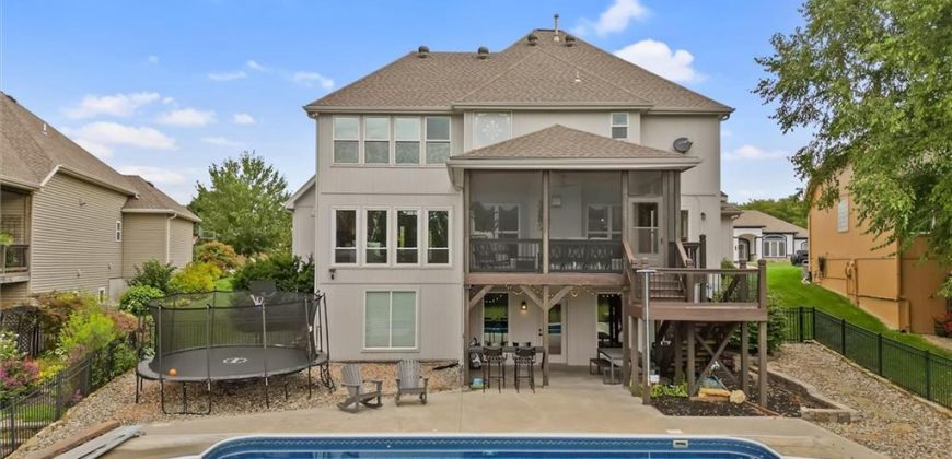 Homes for Sale in Smithville, MO 64089 | 607  Indian Trail Court