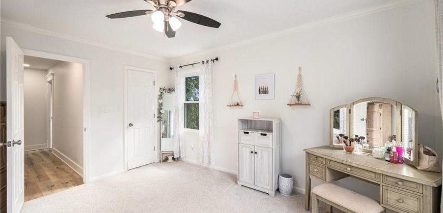 Homes for Sale in Parkville, MO 64152 | 12020 N Windbrook Court