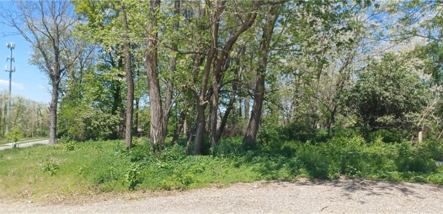 Homes for Sale in Kansas City, MO 64154 | 9121 NW Old Stagecoach Road