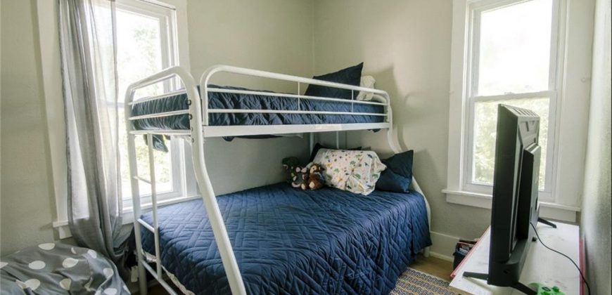 Homes for Sale in Liberty, MO 64068 | 606 N Morse Avenue