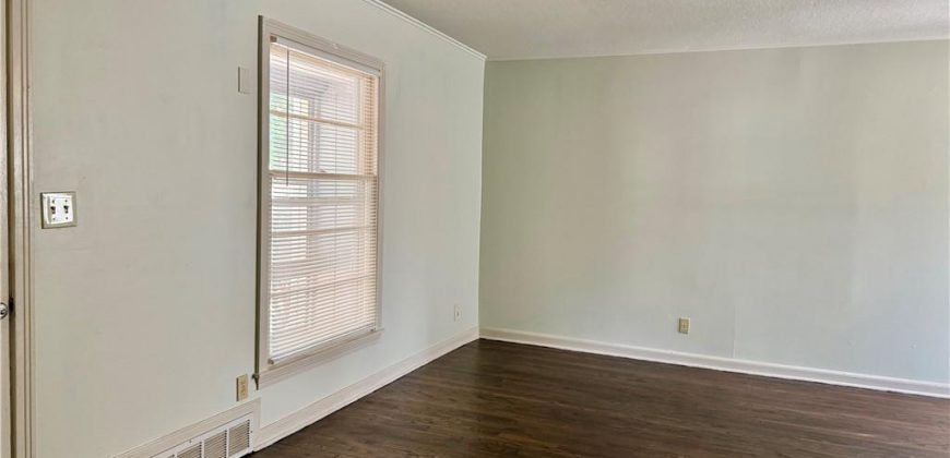 Homes for Sale in Kansas City, MO 64116 | 1437 E 25th Avenue