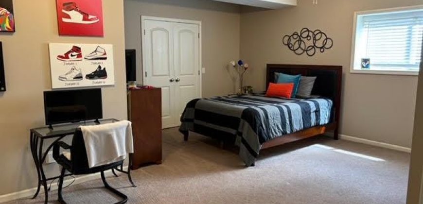 Homes for Sale in Kansas City, MO 64157 | 8830 N Glenwood Avenue