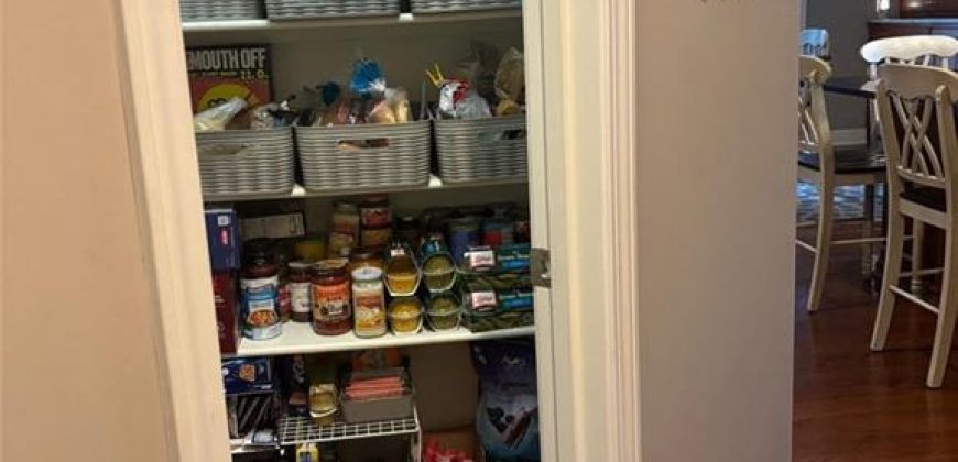 Homes for Sale in Kansas City, MO 64157 | 8830 N Glenwood Avenue