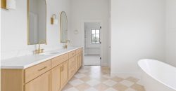 Homes for Sale in Parkville, MO 64152 | 13508  Terrace Park Drive