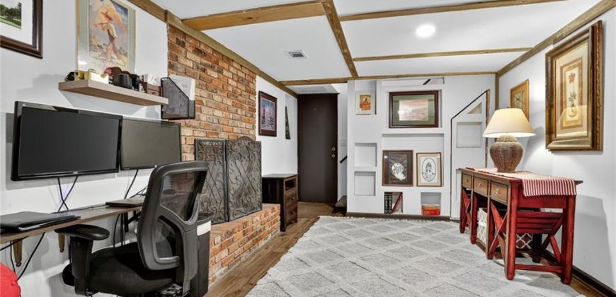 Homes for Sale in Kansas City, MO 64152 | 6811 NW Pleasant View Drive